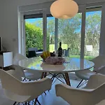 Dream In With Private Garden Шибеник