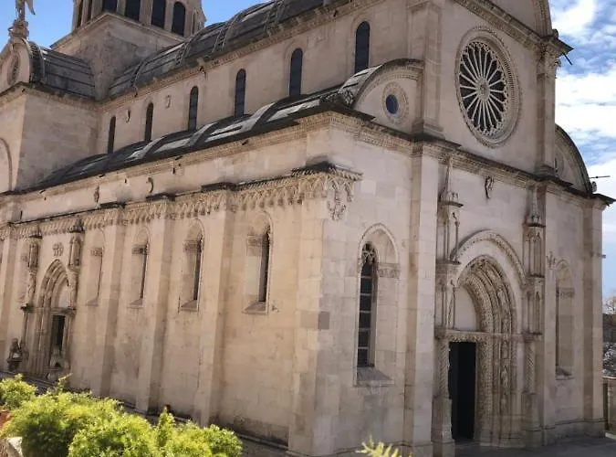 Dream In With Private Garden