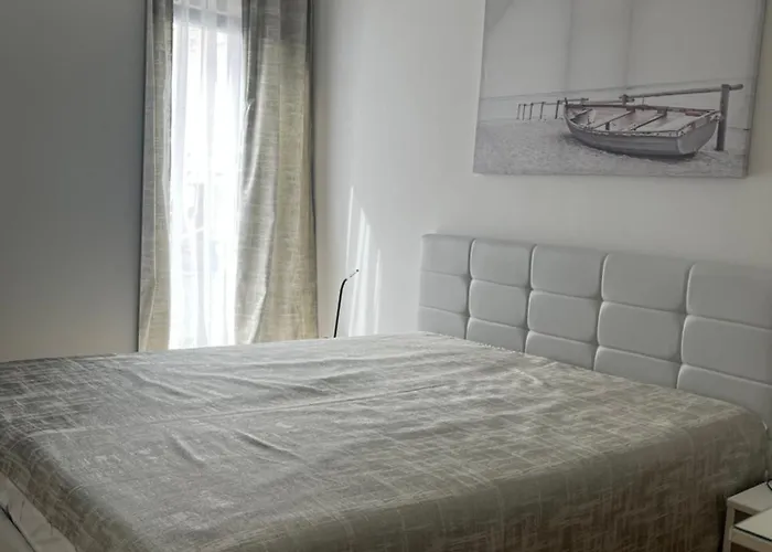 Dream In With Private Garden * Шибеник